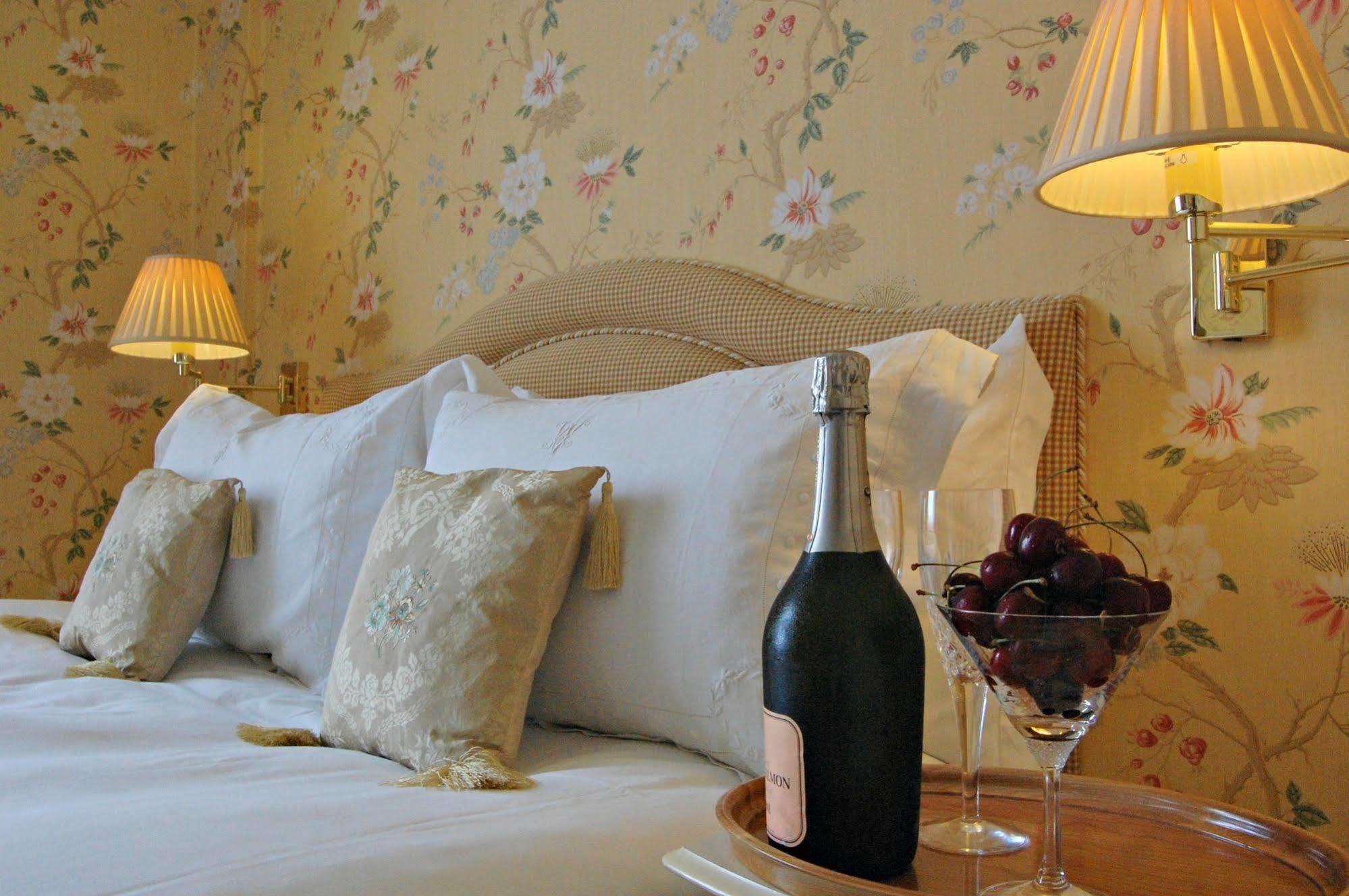 The Old Vicarage Dolfor 5* Newtown (Powys)
